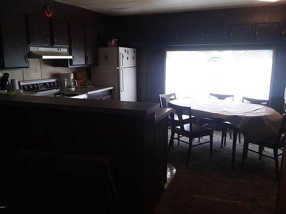 3rd image of 13464 NW Kona St