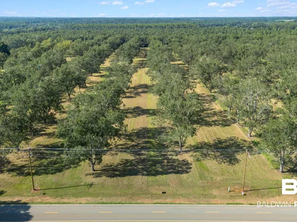 14141 Underwood Rd, Summerdale, AL 36580