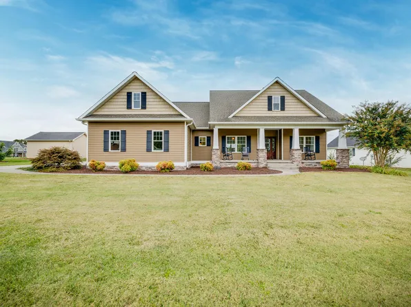 674 Church Ln, Church Hill, TN 37642