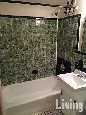 Rented by Living New York | media 35