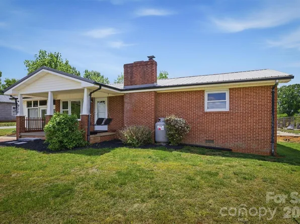 930 Enola Rd, Morganton, NC 28655