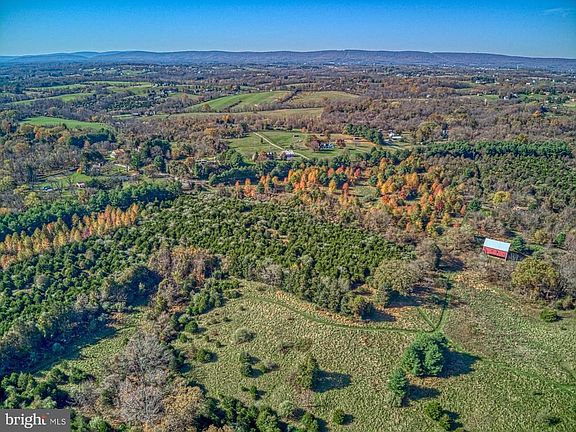 Lot A - Walking trails on adjacent land