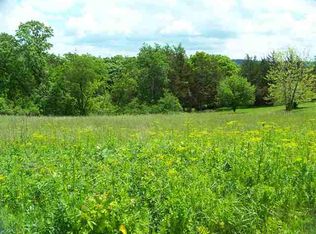 12 Ravine Dr, Galena, IL 61036