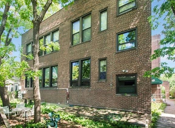 5th image of 921 Bayless Ave APT D