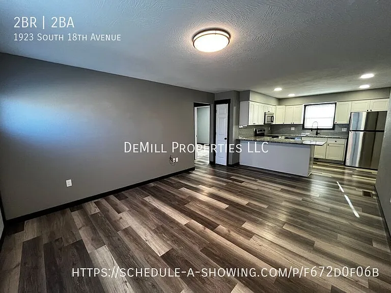 1923 S 18th Ave — Photo 5