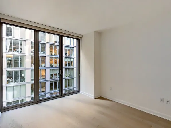 7 West 21st Street image 9 of 24