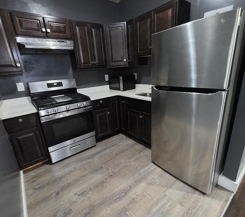 1st image of 42 Mott St #1