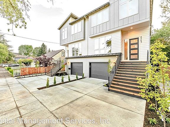 2nd image of 4563 N Borthwick Ave #8717435