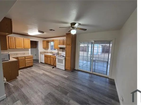 7101 Chandler Dr, Sacramento, CA 95828