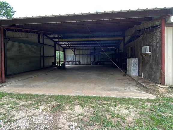 4th image of 2424 County Road 377 W