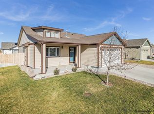 400 Grape St, Cheyenne, WY 82007