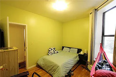 Rented by Nest Seekers International