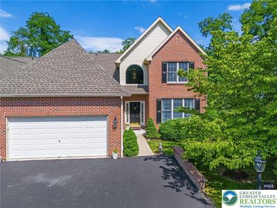 4693 Pinehurst Cir, Center Valley, PA, 18034