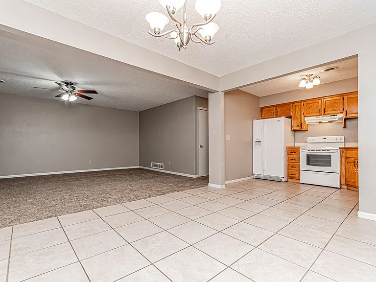 1528 Saint Marys Rd — Photo 6