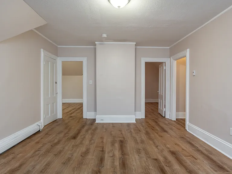 19 Everett St #2 — Photo 11
