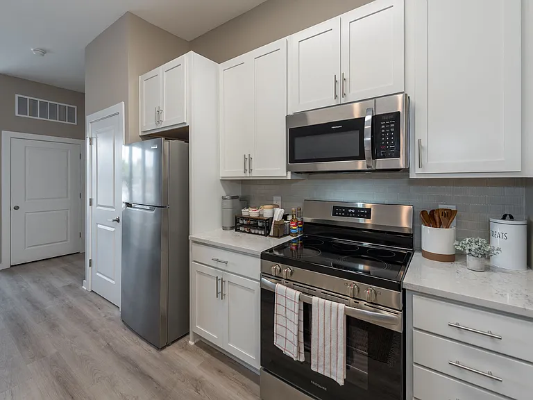 Acclaim at Cary Pointe — Photo 17