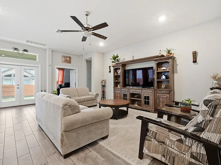 169 Soft Elm Dr — Photo 9