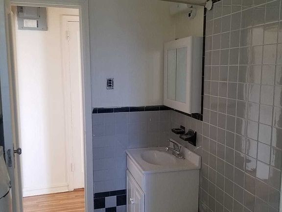 3rd image of 43-30 48th St #F5