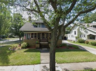 1592 Larchmont Ave, Lakewood, OH 44107