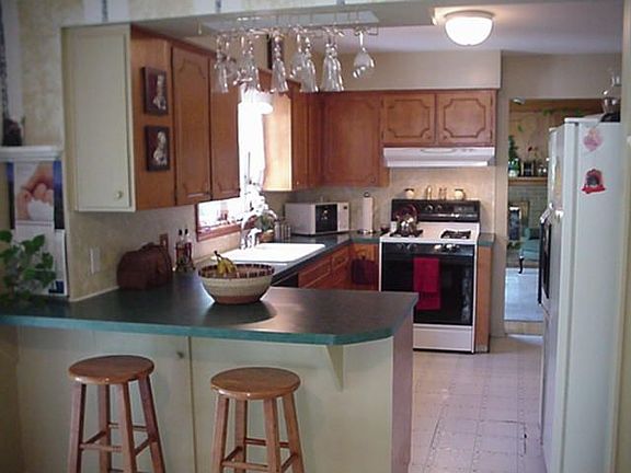 5th image of 1570 Marwood Dr SE