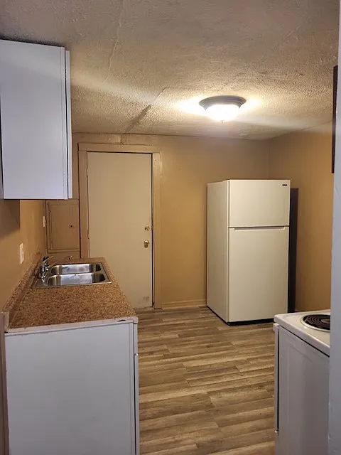 Eat in Kitchen - 402 N Main St #2