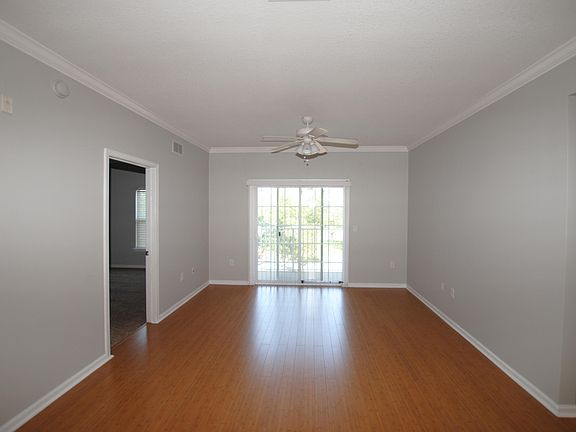 3rd image of 4998 Key Lime Dr Unit 207