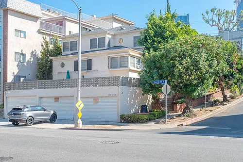 Beverly Glen Photo 1