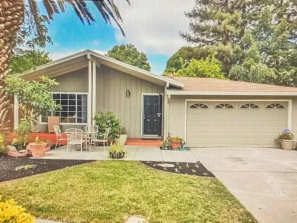 1123 Lovell Ct