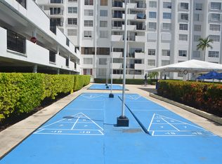 2870 NE 183rd St #T1604, North Miami Beach, FL 33160