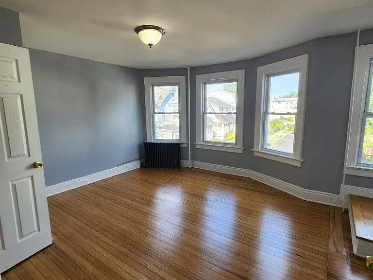 10 Westcott St #2 — Photo 8