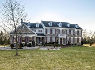 595 Rockbridge Rd, Nazareth, PA 18064