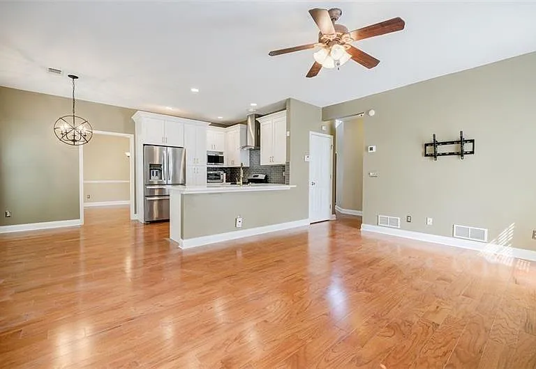 715 Ullswater Cv — Photo 6