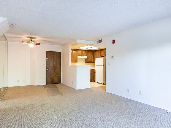 5th image of 22100 Burbank Blvd Unit 100A