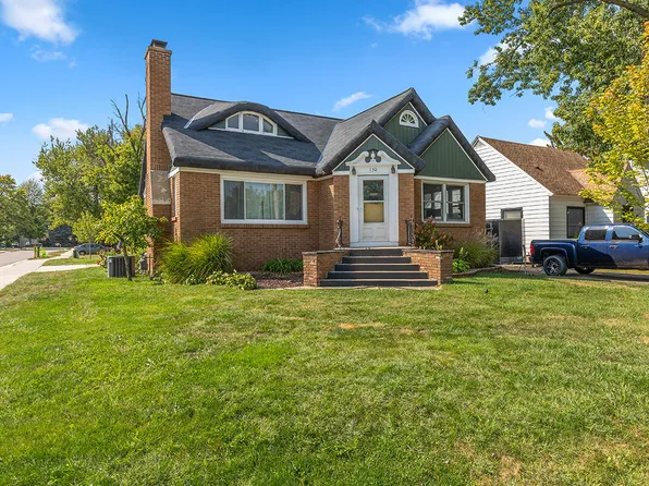 130 S Fairview Rd, Zeeland, MI 49464
