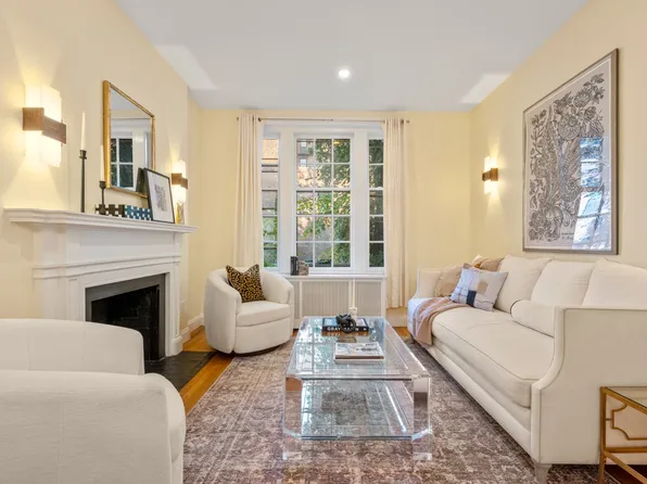 54 Brimmer St, Boston, MA 02108