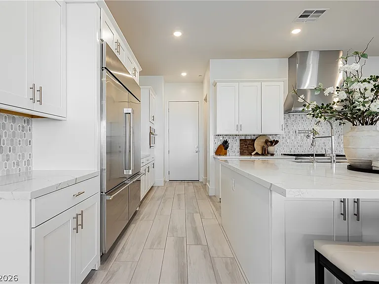 322 Natoire Ct — Photo 14
