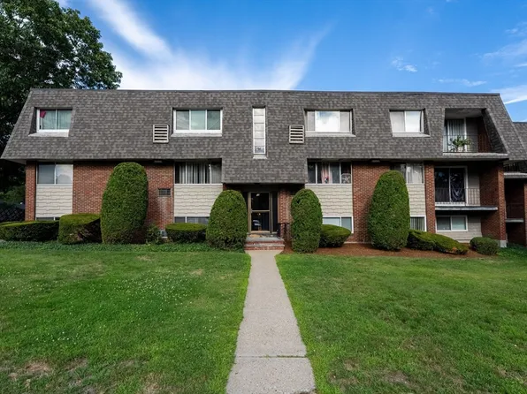 68 Summer Ave APT 1, Stoughton, MA 02072