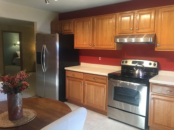 3rd image of N58W23747 Hastings Ct
