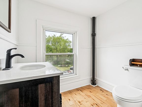 4th image of 112 Payne Road