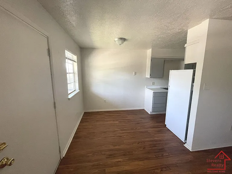 Amber Apartments — Photo 20