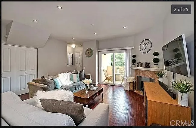 377 Avocado St — Photo 3