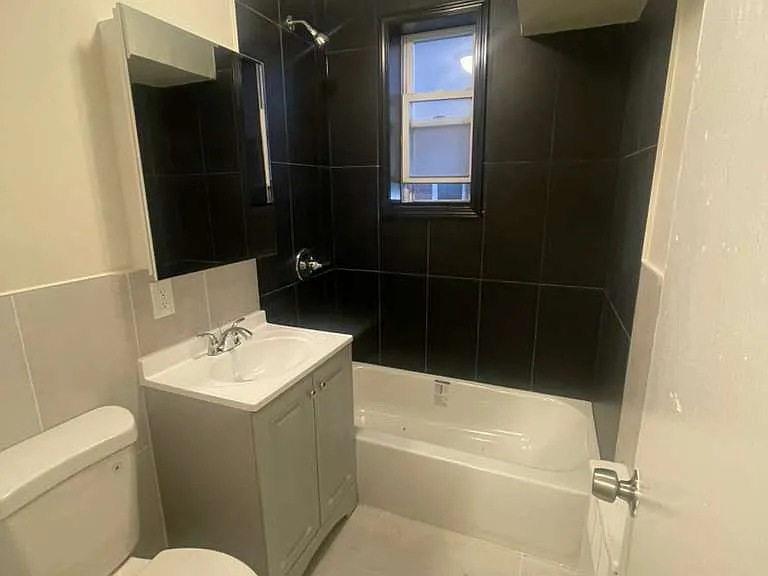 103 Chancellor Ave #20A — Photo 3