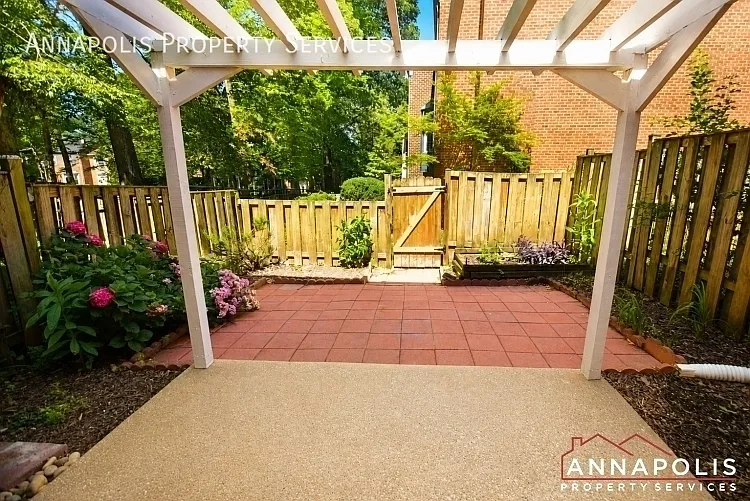 1650 Albermarle Dr — Photo 23