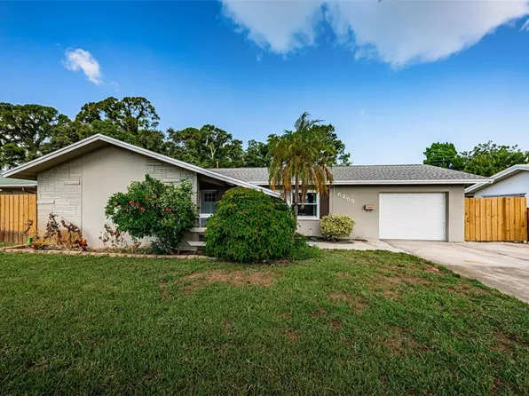6255 12th St S, Saint Petersburg, FL 33705