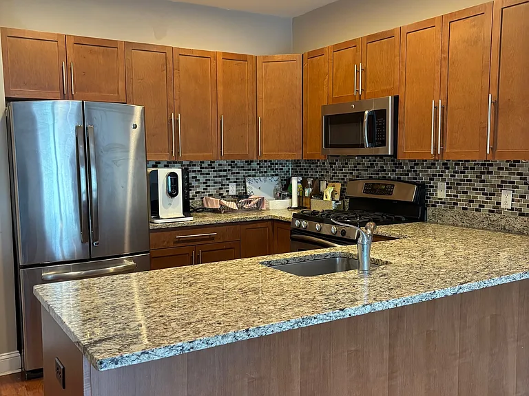 3206 Windsor Park Ct #3206 — Photo 2