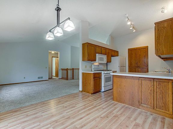 5th image of 1016 Spruce St