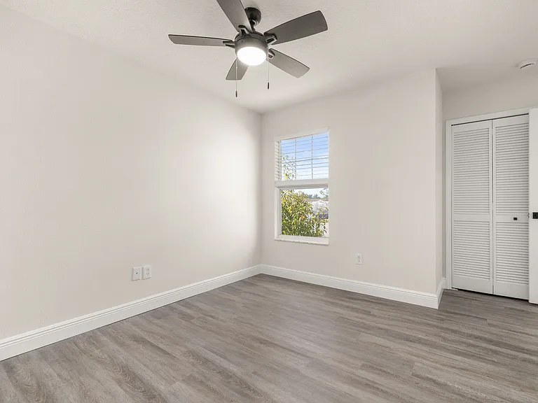 142 Mango Dr — Photo 21