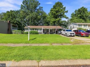 806 Oxford Ct, Waldorf, MD 20602