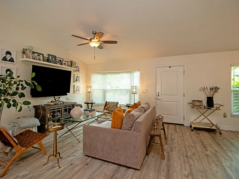 9540 Sun Isle Dr NE — Photo 18