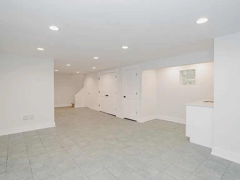 5509 N Central Ave — Photo 21